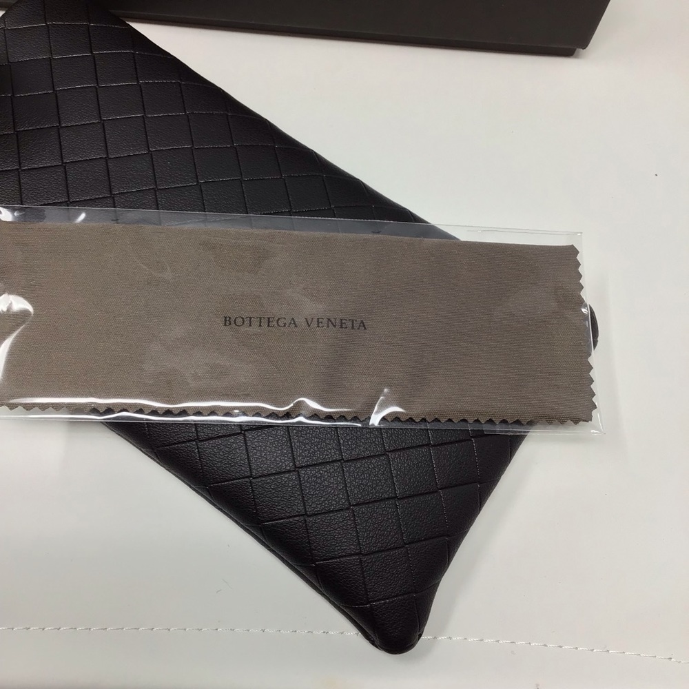NWT Bottega Veneta Silver Grey Round Sunglasses - Picture 10 of 11